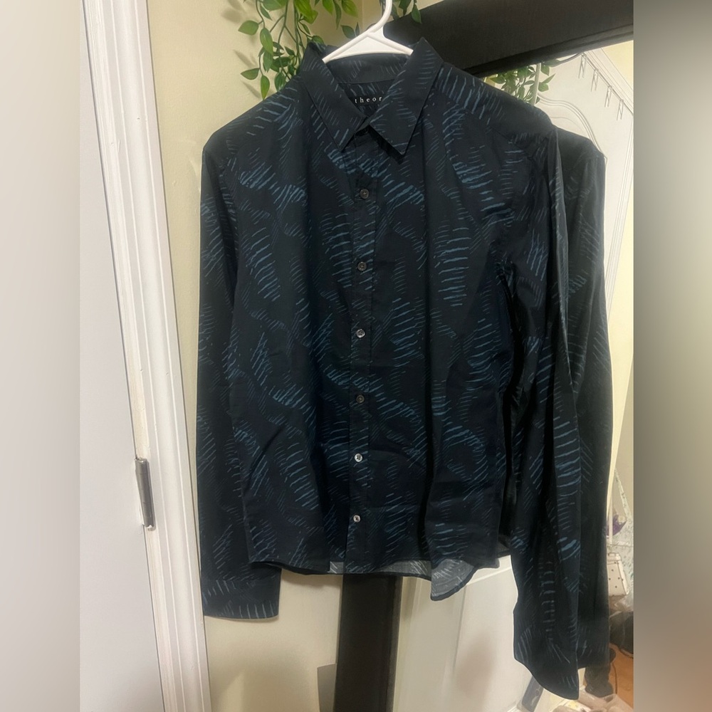 Theory Men's Blue Long Sleeve Button Up Shirt